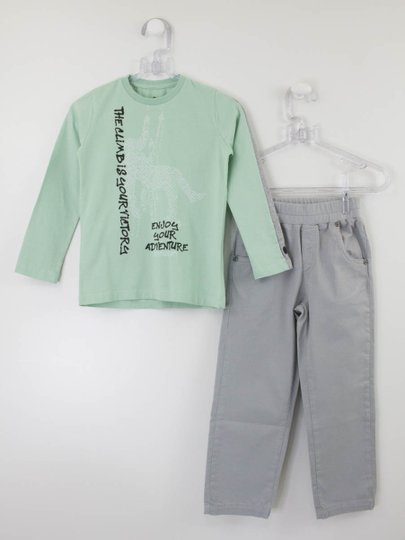 Conjunto Infantil Camiseta Verde Manga Longa e Calça Um Mais Um
