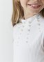 Blusa Regata Infantil Malha Canelada Pérolas Um Mais Um